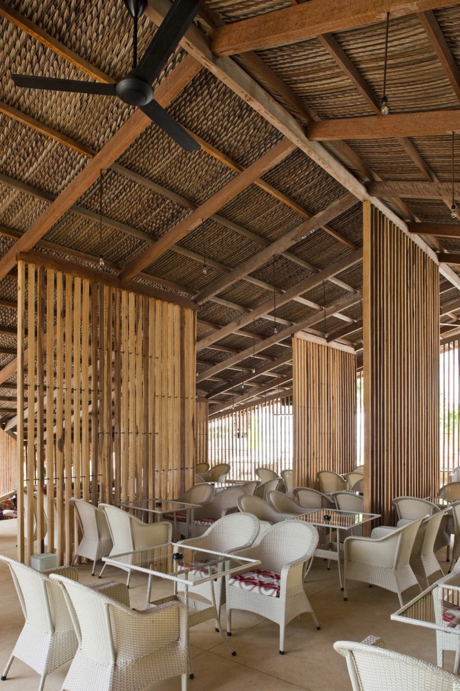 Kiến trúc quán cà phê Lâm - độc đáo và gần gũi - Archi